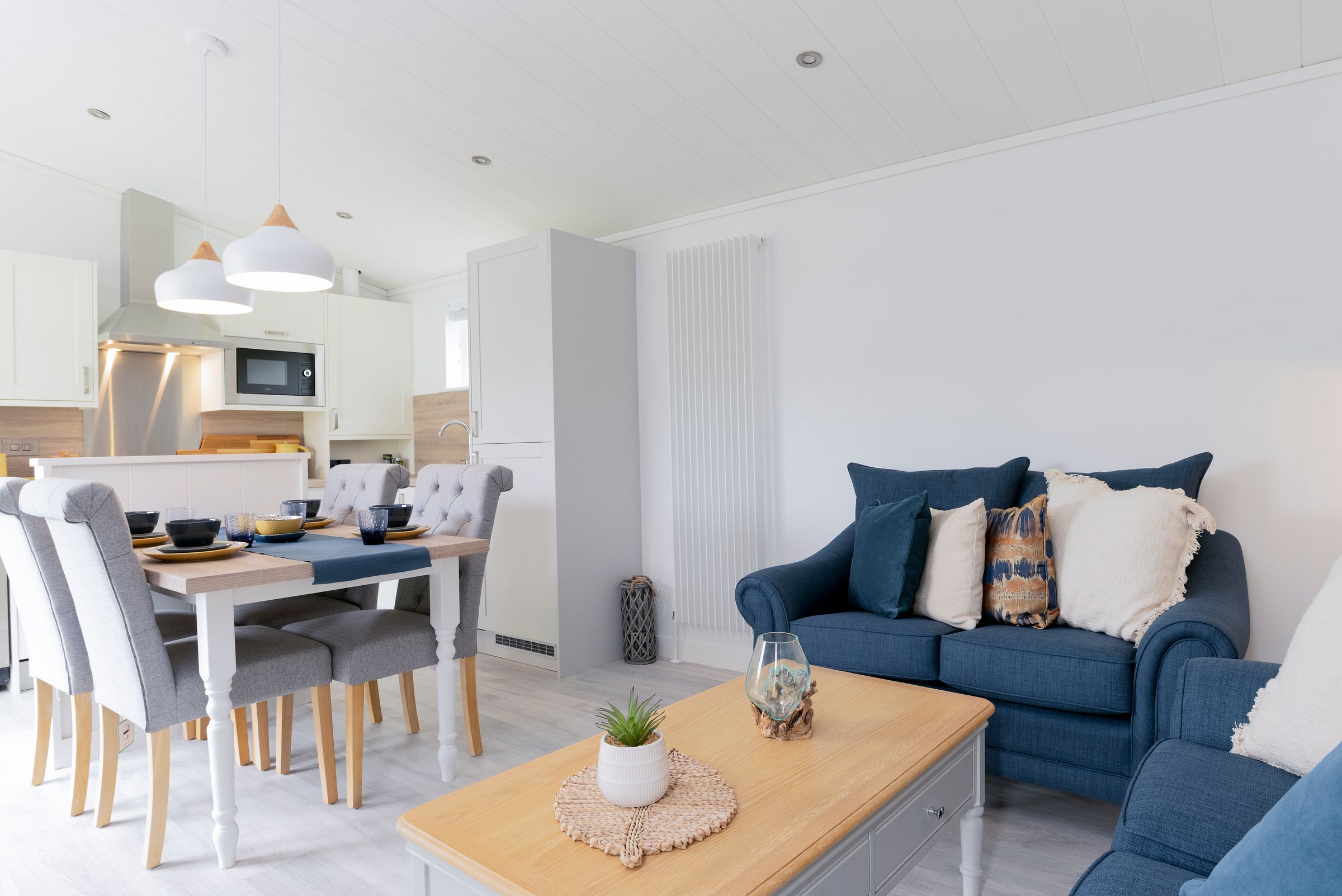 Living and dining area in lodge